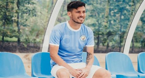 تقرير: ديفيد سيلفا بصدد تمديد عقده مع مانشستر سيتي